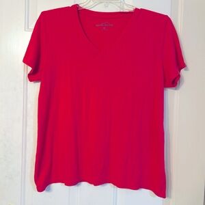 Coral color Eddie Bauer V-neck tee, size XXL